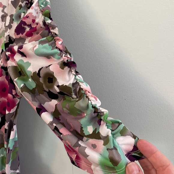 NWT London Times Faux Wrap Watercolor Print Ruched Sleeves Dress Size 10 - Picture 3 of 11